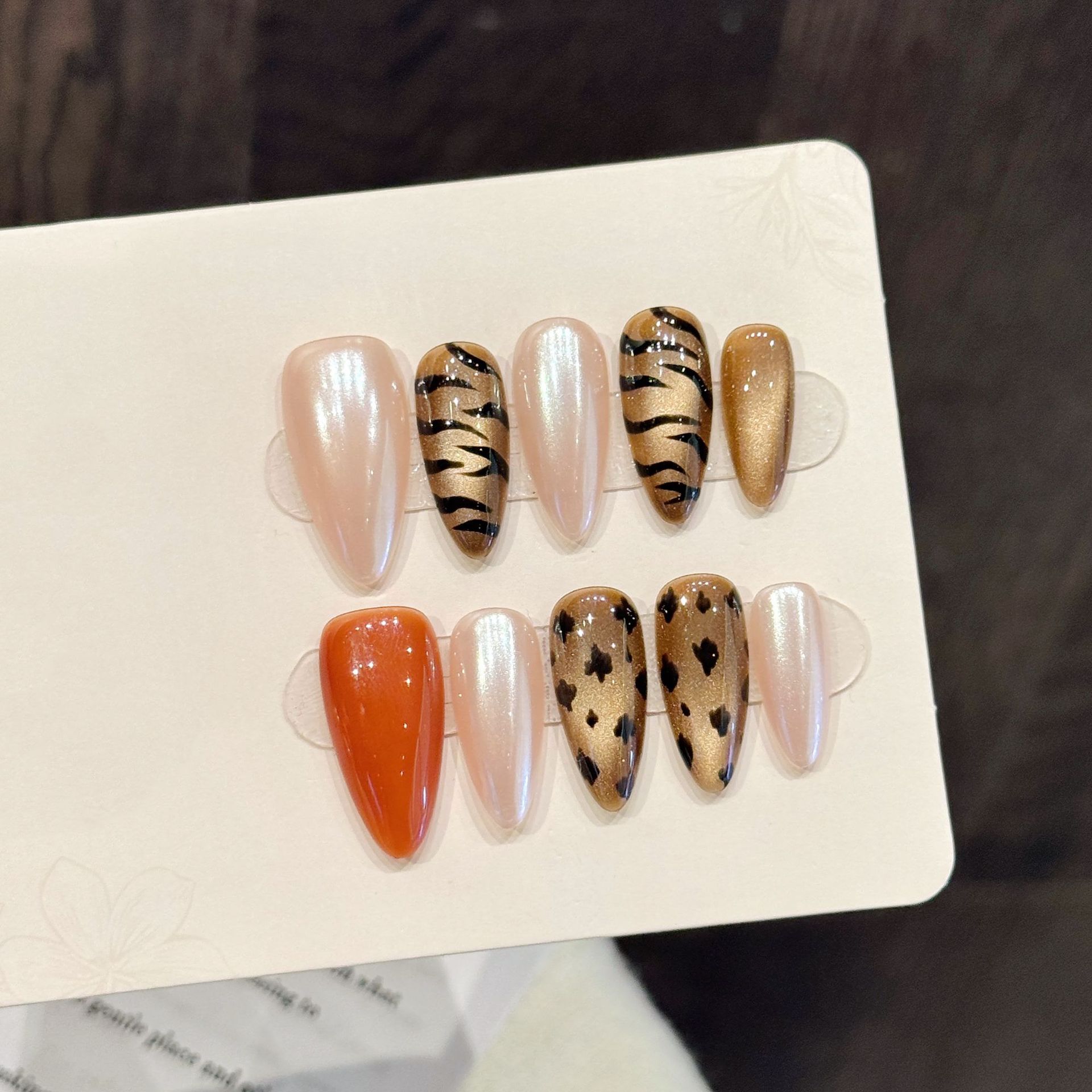 10개 수제 아몬드 프레스온 네일 반짝이는 캣아이 레오 - Nail Art Zebra Design 리뷰 및 가격